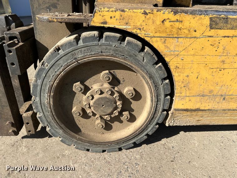 image for item FK1680 Caterpillar GC20 forklift