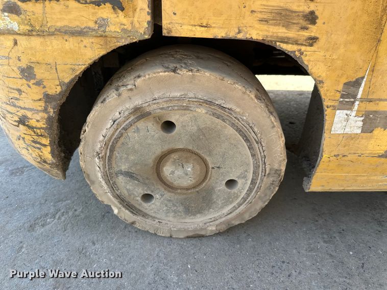 image for item FK1680 Caterpillar GC20 forklift