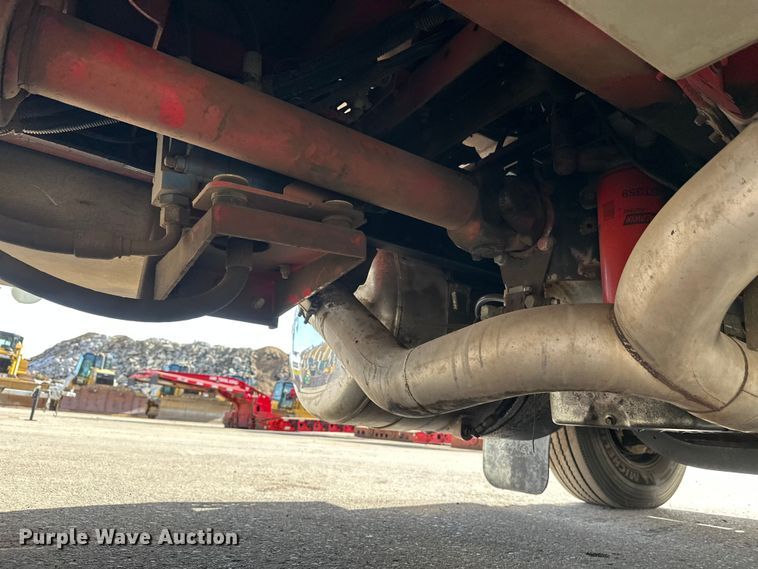 image for item FK1681 1992 Peterbilt 579 utility / service truck