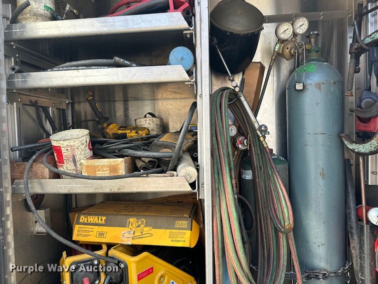 image for item FK1681 1992 Peterbilt 579 utility / service truck