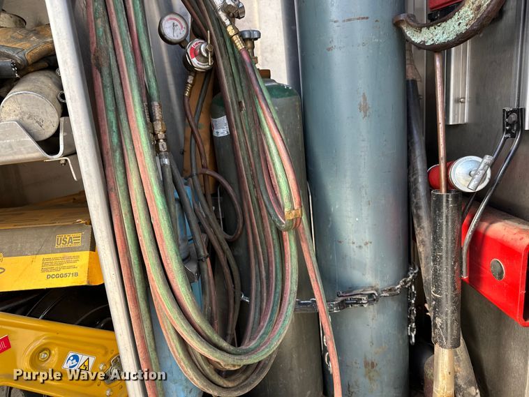 image for item FK1681 1992 Peterbilt 579 utility / service truck