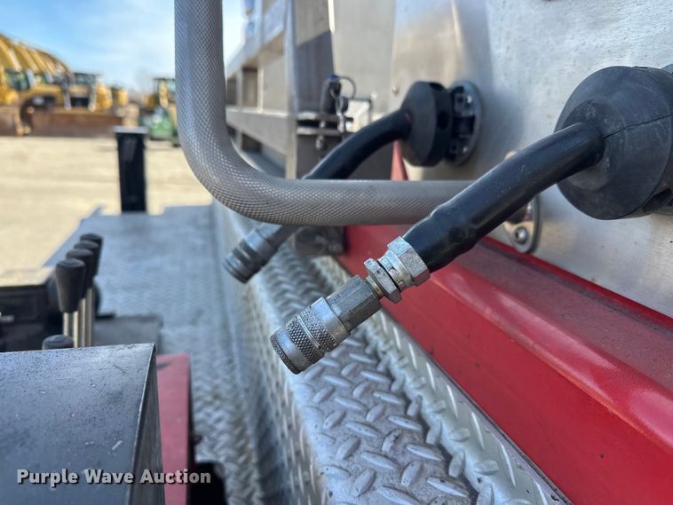 image for item FK1681 1992 Peterbilt 579 utility / service truck