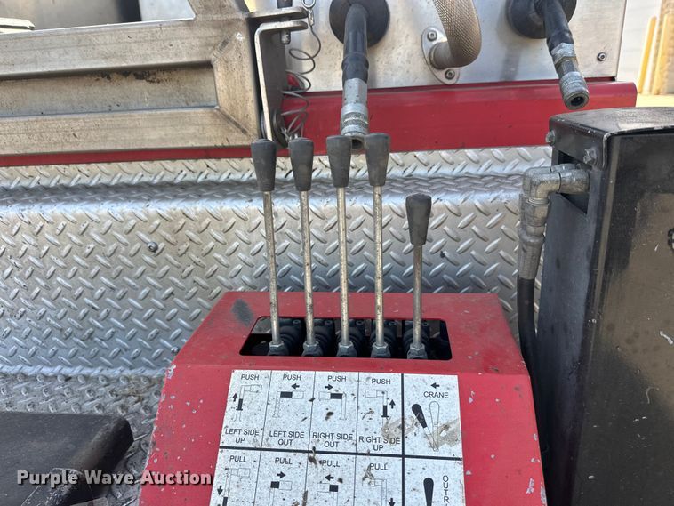 image for item FK1681 1992 Peterbilt 579 utility / service truck