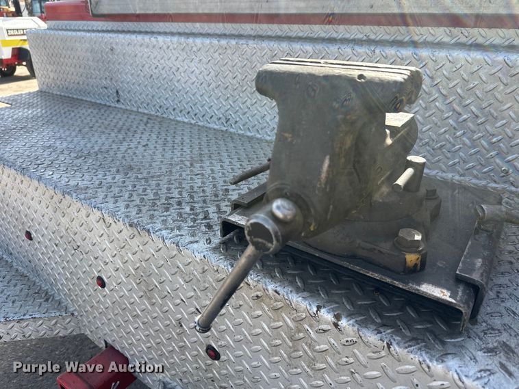 image for item FK1681 1992 Peterbilt 579 utility / service truck