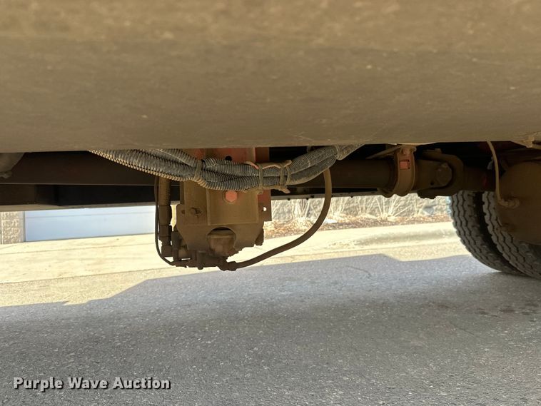 image for item FK1681 1992 Peterbilt 579 utility / service truck