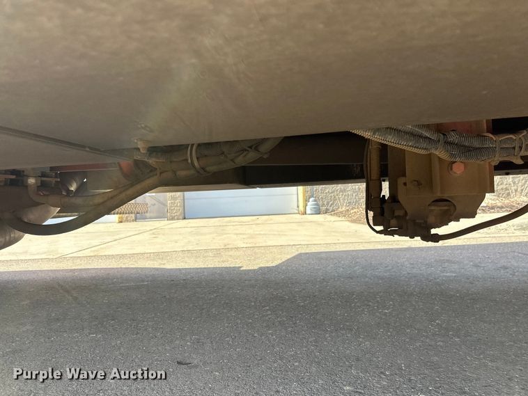 image for item FK1681 1992 Peterbilt 579 utility / service truck