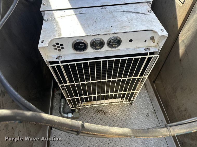 image for item FK1681 1992 Peterbilt 579 utility / service truck