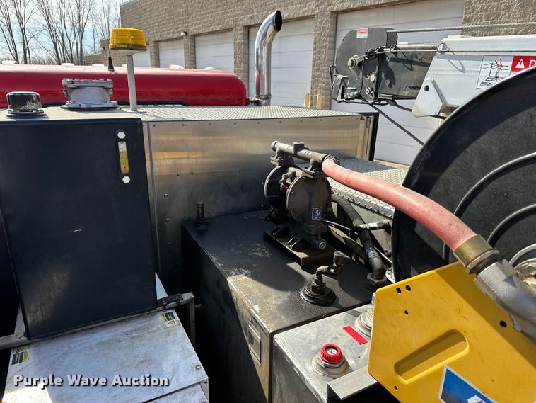 image for item FK1681 1992 Peterbilt 579 utility / service truck