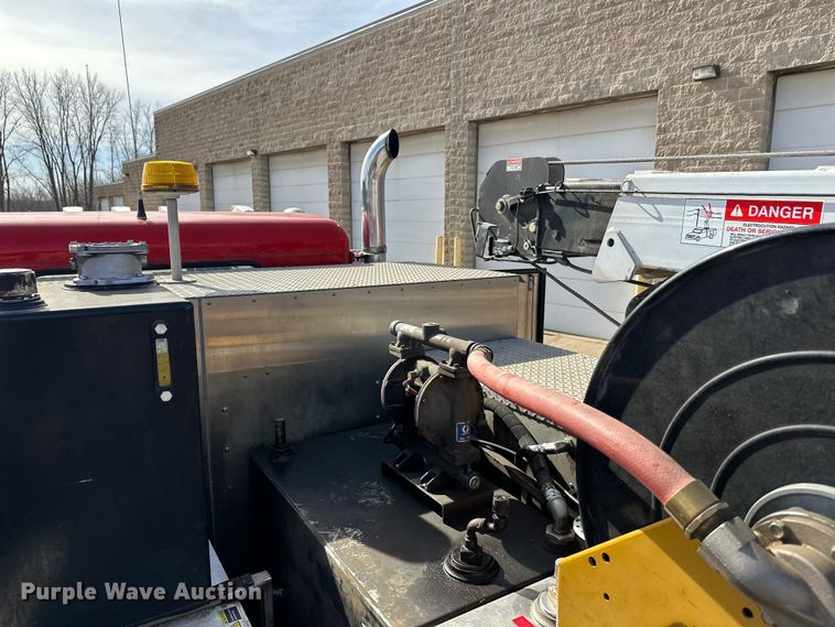 image for item FK1681 1992 Peterbilt 579 utility / service truck