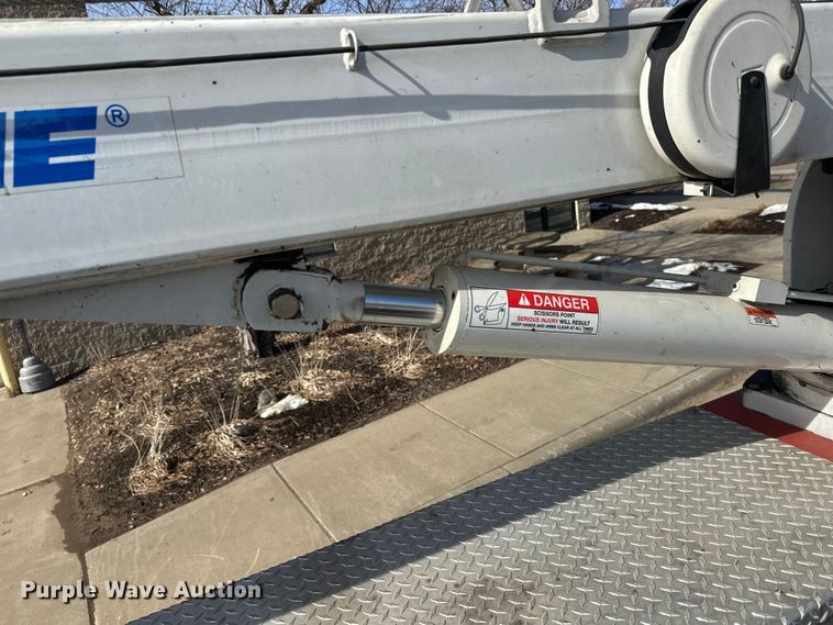 image for item FK1681 1992 Peterbilt 579 utility / service truck