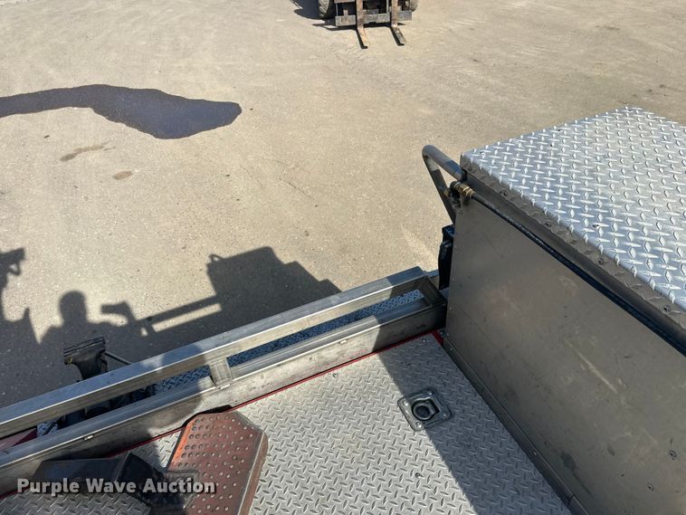 image for item FK1681 1992 Peterbilt 579 utility / service truck