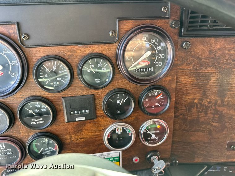 image for item FK1681 1992 Peterbilt 579 utility / service truck