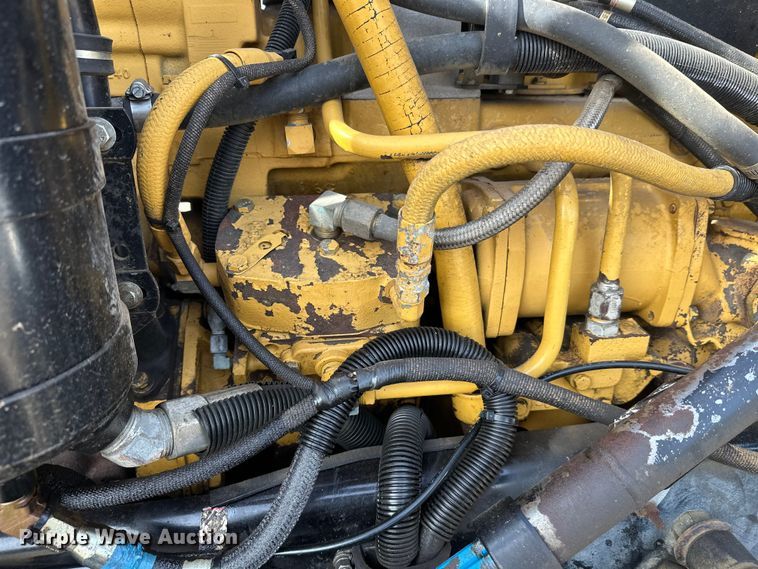 image for item FK1681 1992 Peterbilt 579 utility / service truck