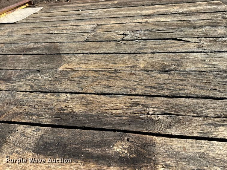 image for item FK1684 1997 Trail King Industries equipment trailer