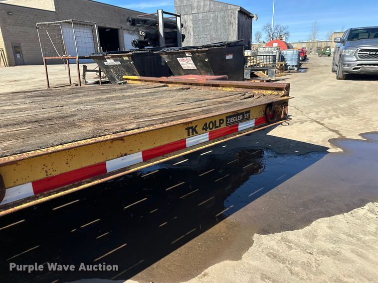 image for item FK1684 1997 Trail King Industries equipment trailer