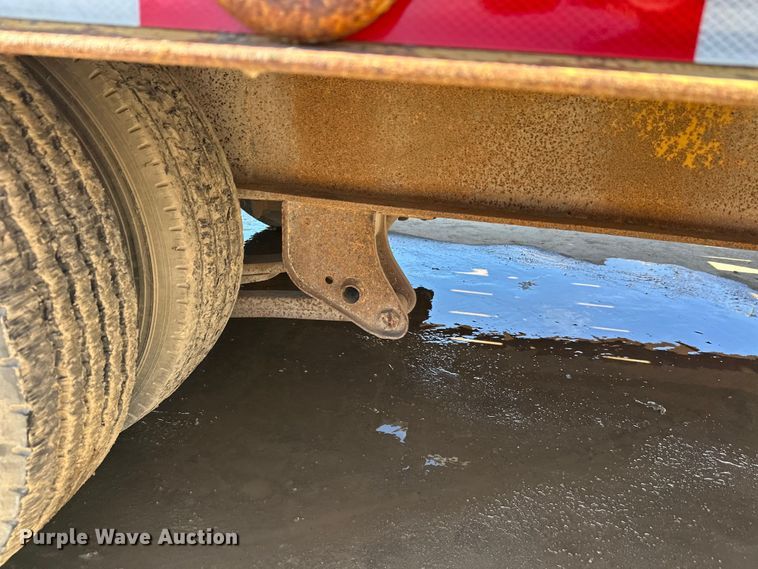 image for item FK1684 1997 Trail King Industries equipment trailer