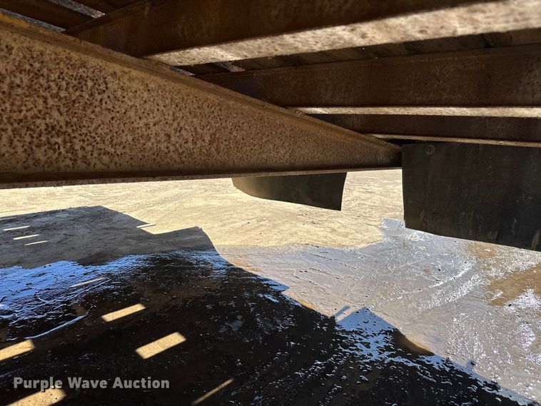 image for item FK1684 1997 Trail King Industries equipment trailer