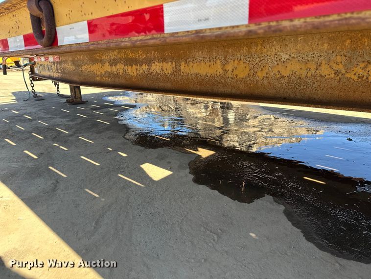 image for item FK1684 1997 Trail King Industries equipment trailer