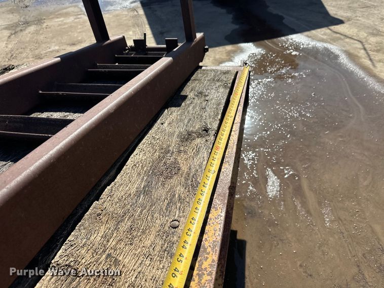 image for item FK1684 1997 Trail King Industries equipment trailer