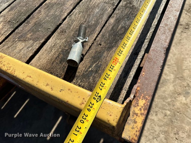 image for item FK1684 1997 Trail King Industries equipment trailer