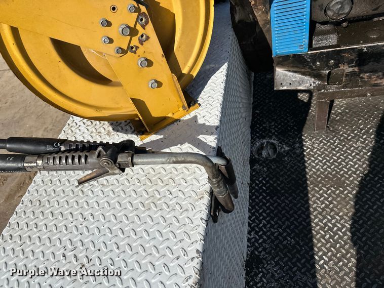 image for item FK1685 IMT service truck bed