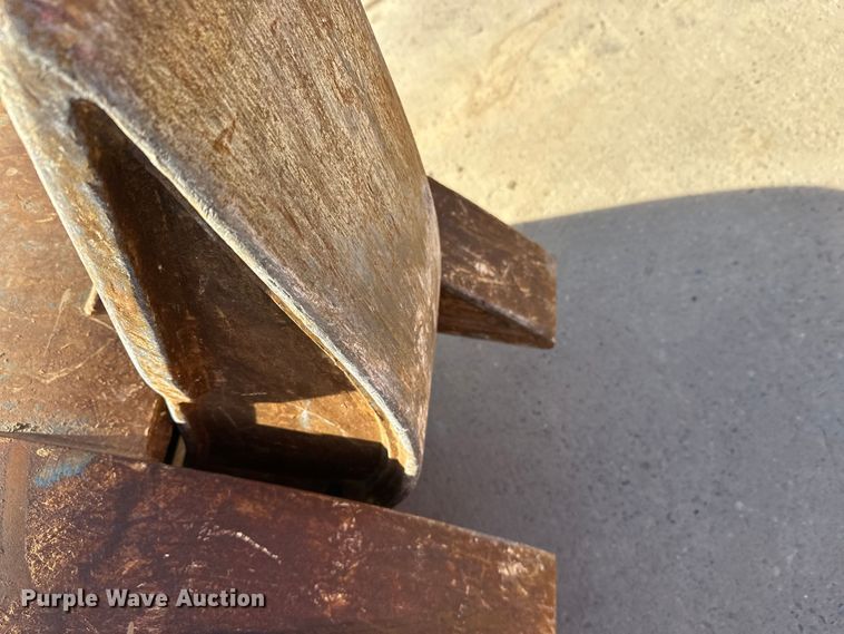 image for item FK1686 Caterpillar excavator grapple