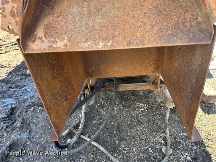 image for item FK1687 Spreader bed