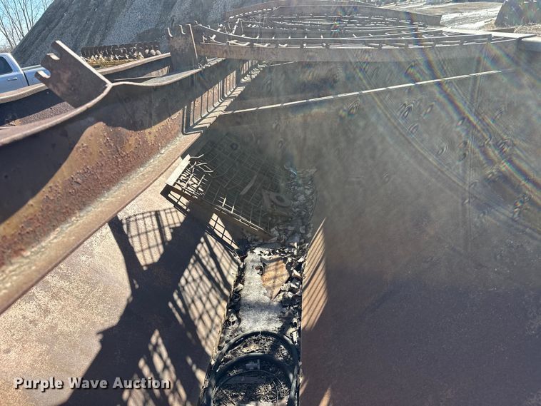 image for item FK1687 Spreader bed