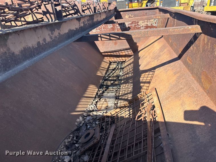 image for item FK1687 Spreader bed