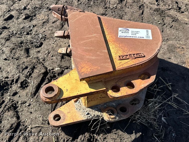 image for item FK1689 Cannon backhoe bucket