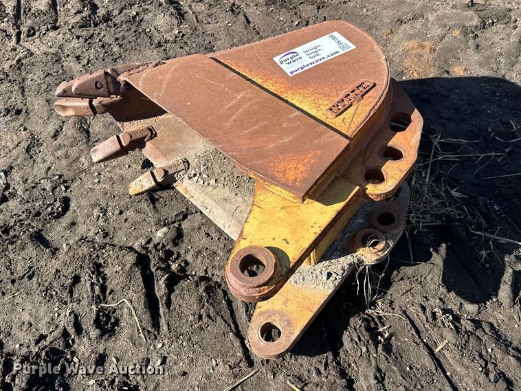 image for item FK1689 Cannon backhoe bucket