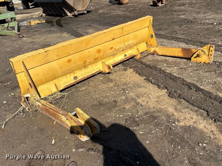 image for item FK1690 Dozer blade