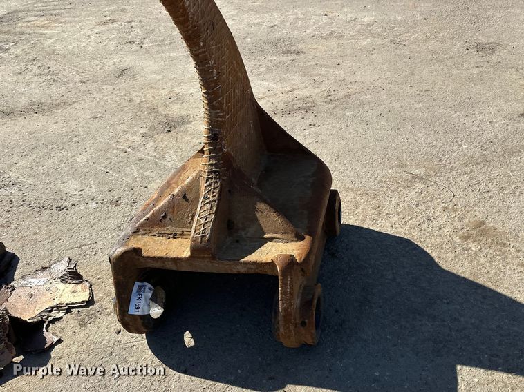 image for item FK1691 Excavator ripper tooth