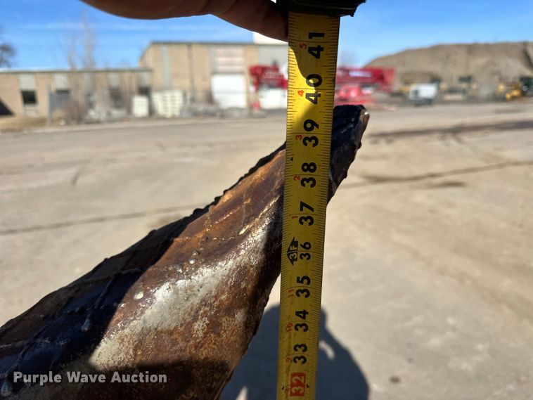 image for item FK1691 Excavator ripper tooth