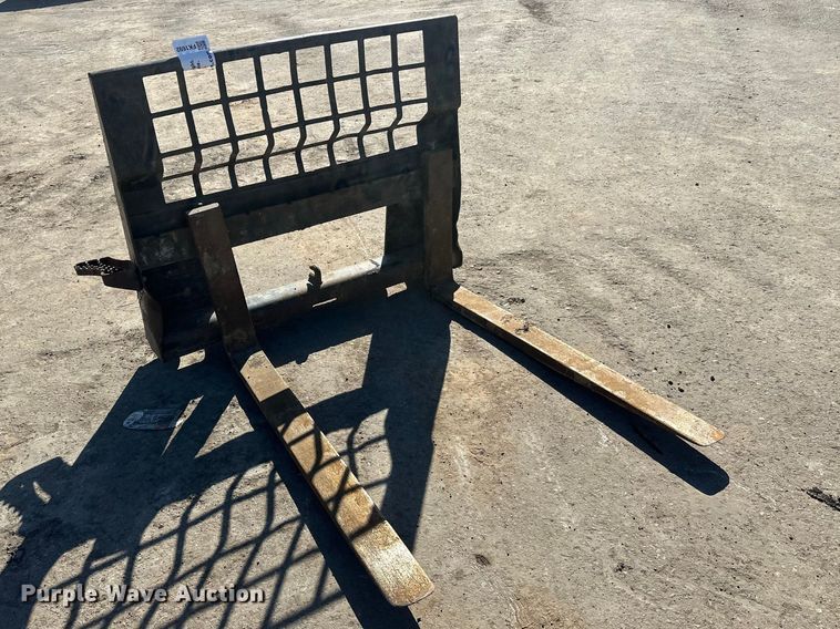 image for item FK1692 Forks skid steer forks