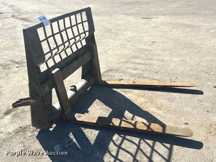 image for item FK1692 Forks skid steer forks