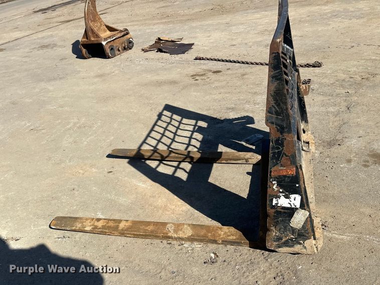 image for item FK1692 Forks skid steer forks