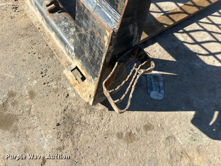 image for item FK1692 Forks skid steer forks