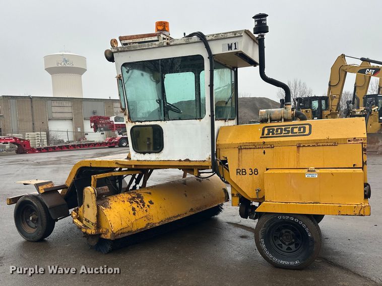image for item FK1723 Roscoe RB-38 sweeper