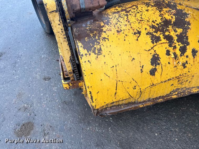 image for item FK1723 Roscoe RB-38 sweeper