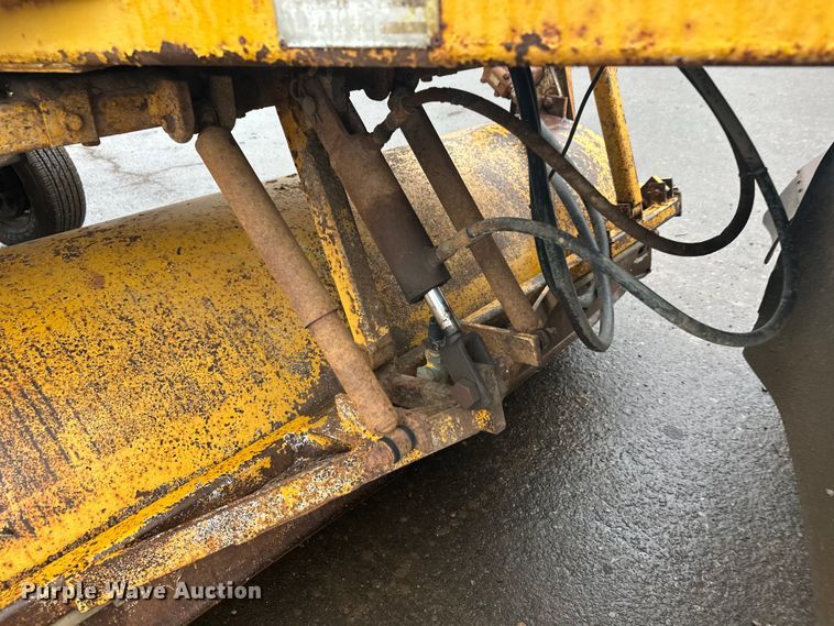 image for item FK1723 Roscoe RB-38 sweeper