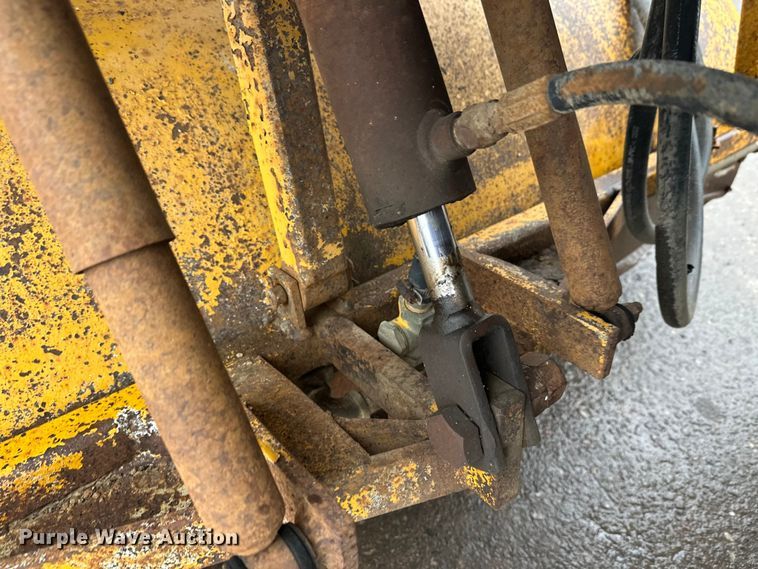 image for item FK1723 Roscoe RB-38 sweeper