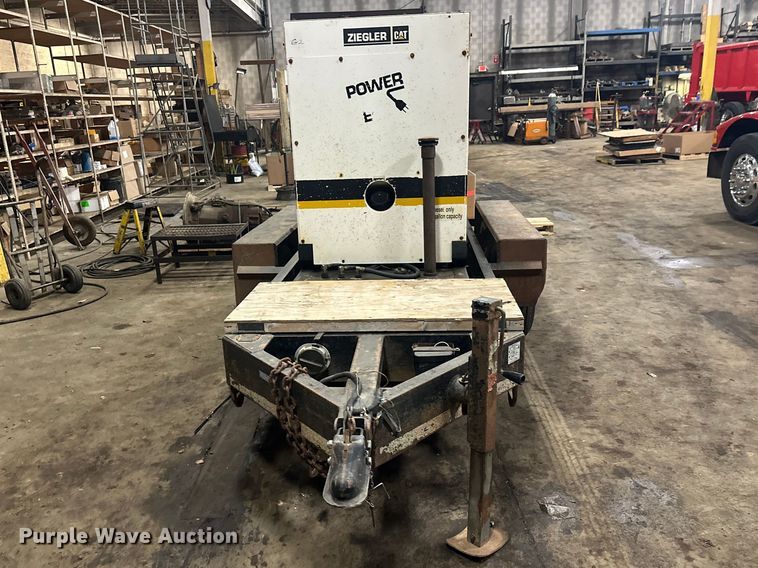 image for item FK1724 Whisperwatt DCA-45SSIU3 generator