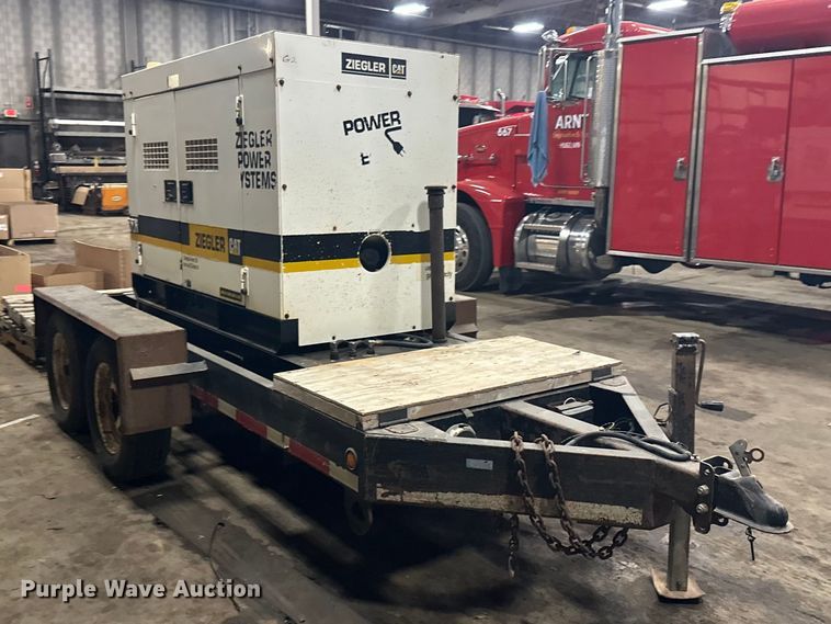 image for item FK1724 Whisperwatt DCA-45SSIU3 generator