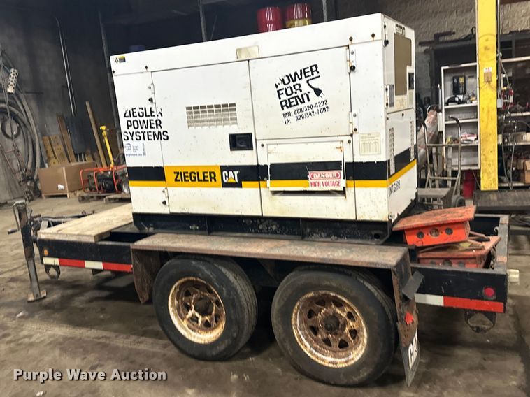 image for item FK1724 Whisperwatt DCA-45SSIU3 generator