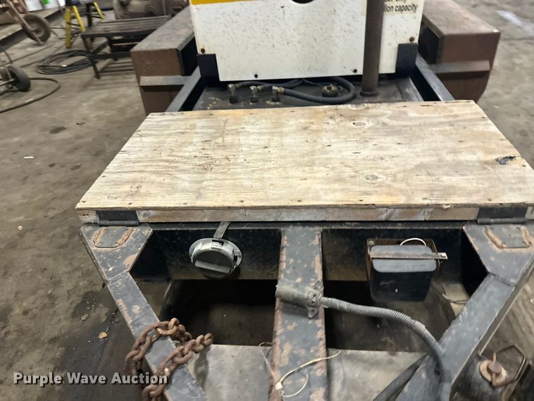 image for item FK1724 Whisperwatt DCA-45SSIU3 generator