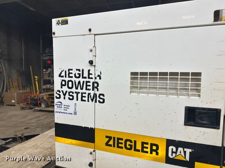 image for item FK1724 Whisperwatt DCA-45SSIU3 generator