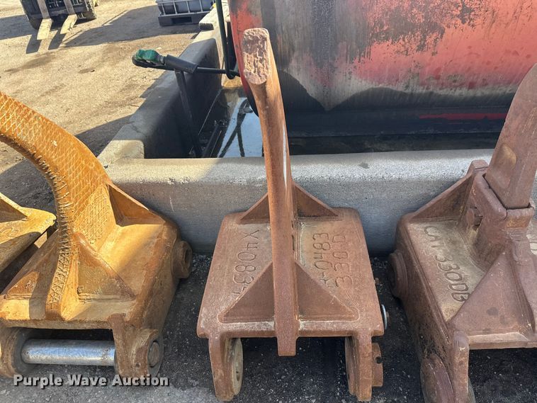 image for item FK1734 Ripper tooth