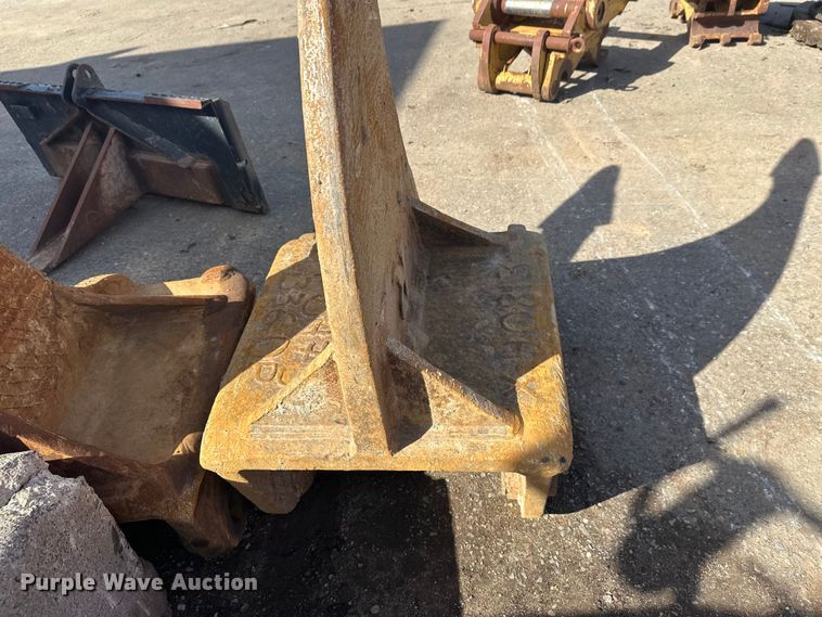 image for item FK1735 Ripper tooth