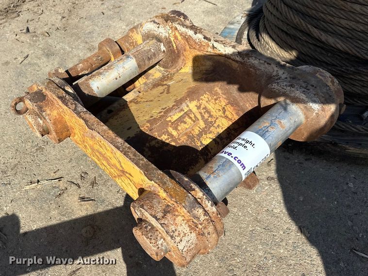 image for item FK1737 Excavator quick coupler